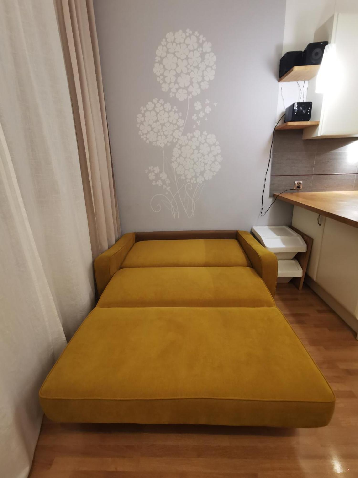 Cozy Spacious Apartment With Balcony Краков Экстерьер фото