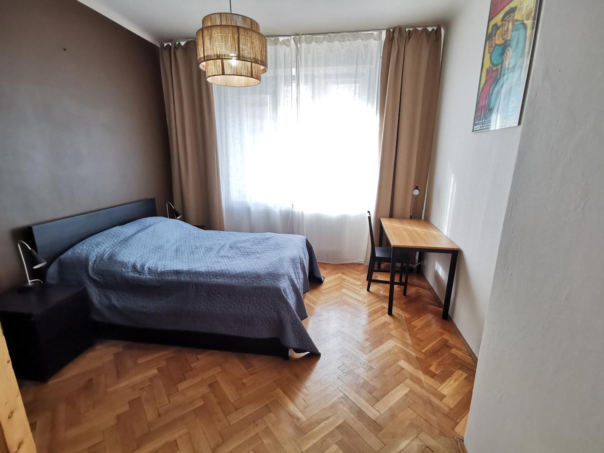 Cozy Spacious Apartment With Balcony Краков Экстерьер фото