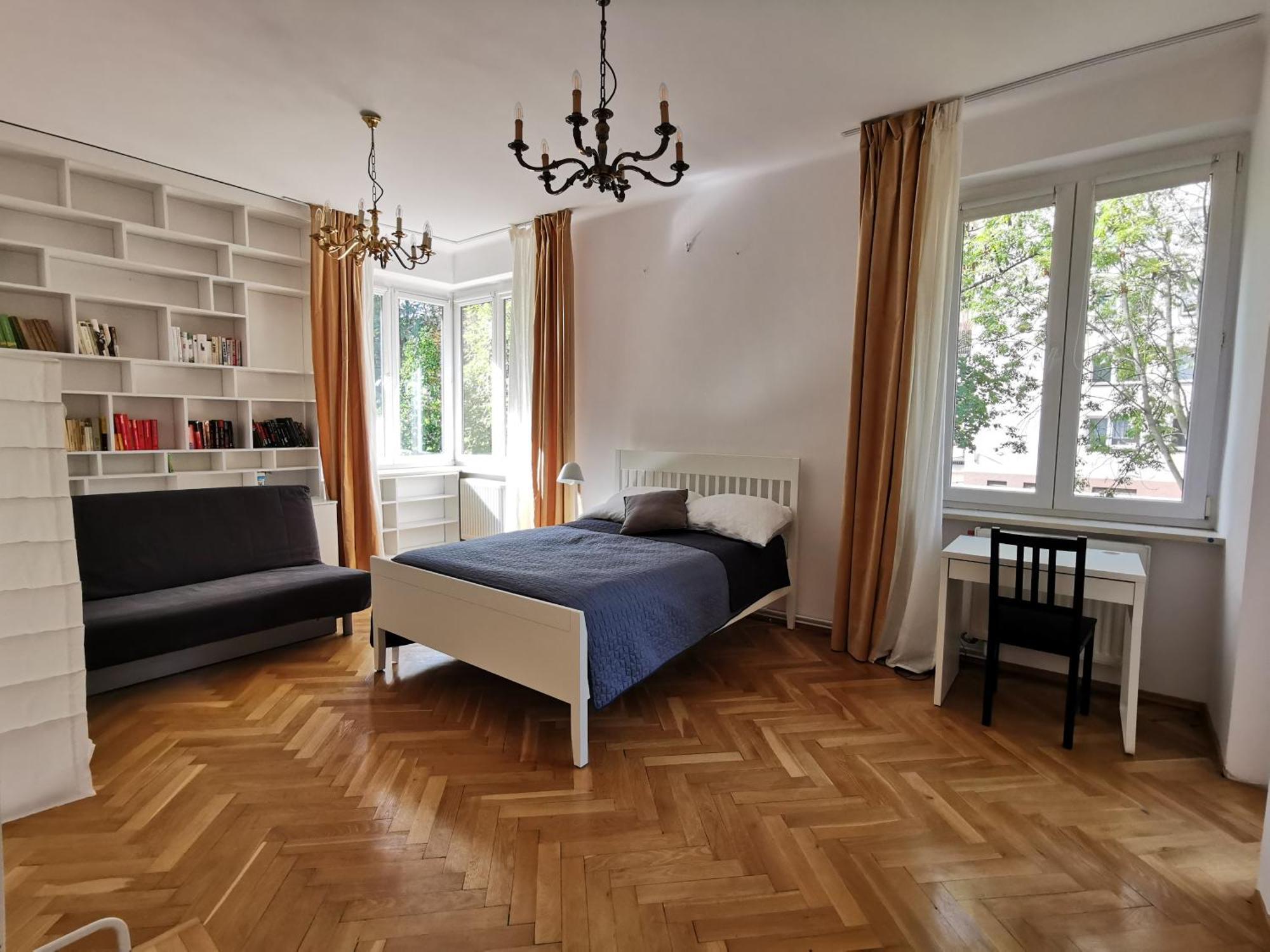 Cozy Spacious Apartment With Balcony Краков Экстерьер фото
